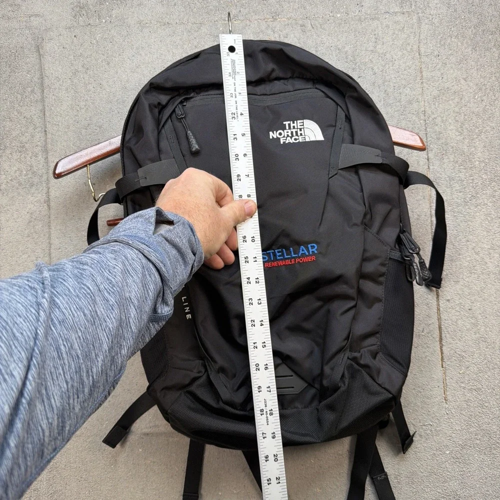 The North Face 28L Backpack Black Laptop‎ Travel School FlexVent